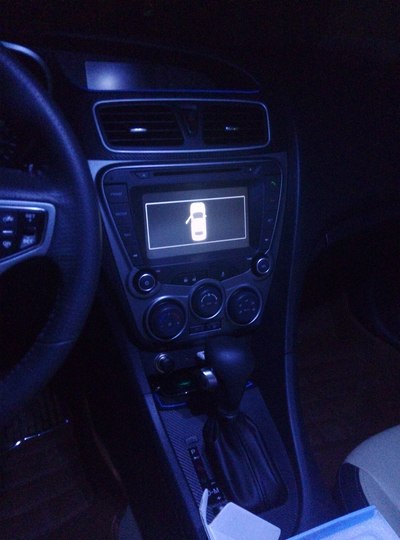 添了个示宽灯,给小五装了导航