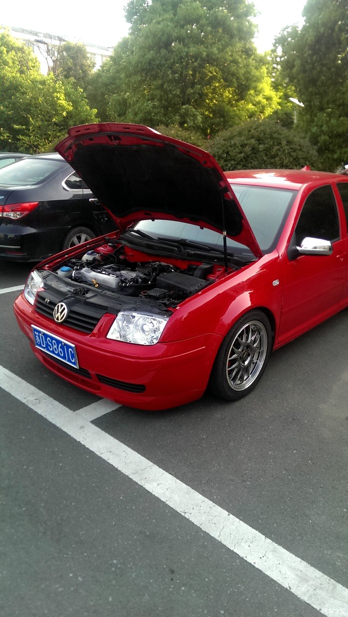 江苏常州出05年6月手动18t宝来mk4出售降价一口价带改件5w