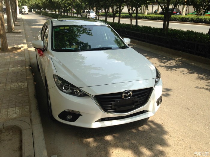 靓丽的小车昂克赛拉15自豪提车作业