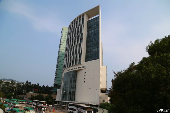 郑裕彤楼