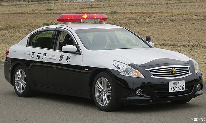 第一第二代天籁警车