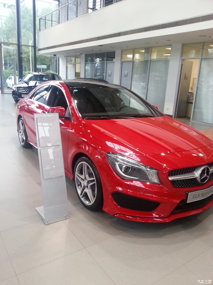 沈阳铁西北二路4s奔驰店红色cla到货