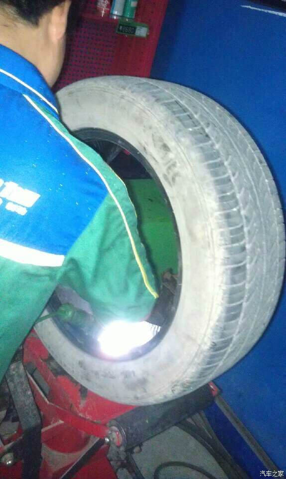关于轮胎趾口胎口损伤懂的请帮助看一下先谢谢了