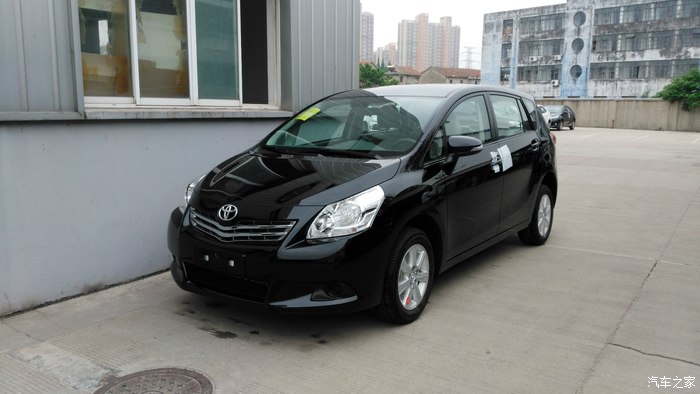 新入黑色逸致2014款星耀180e cvt精英多功能版