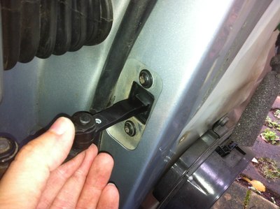 diy更换朗逸车门限位器