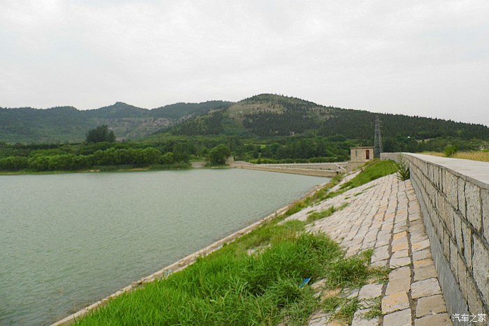 游长清崮山水库及误闯高尔夫