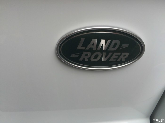 求鉴定 淘宝买的路虎进口尾标真假
