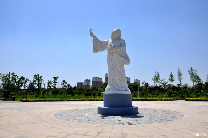 烈日当头老何骑行之刘伶公园