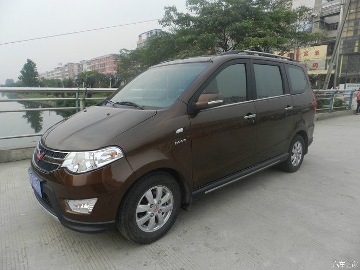 2014年五菱宏光s1.5h