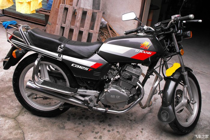 15的老车15年的情,经典2000年款钱江150j双缸仿本田王