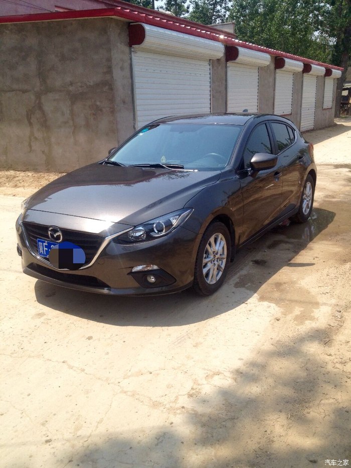 家里增加新成员——昂克赛拉-1.5自动豪华琉璃棕