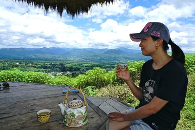 晚實在過癮這次在pai縣住5個晚終於圓我住在田野中夢還圓樂哥住在樹夢