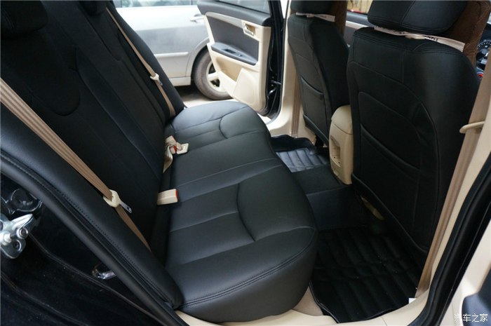 荣威350长沙改装史耐德汽车真皮座椅