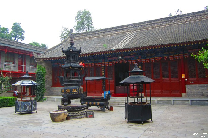 陕西cs35车友会游览三论宗祖庭草堂寺