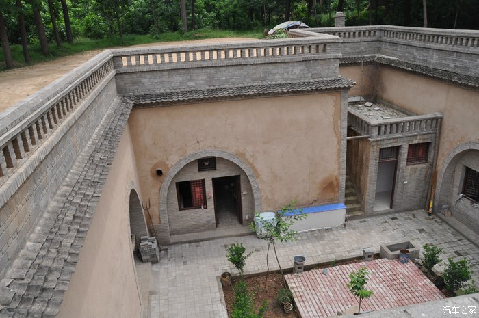 看三原下沉式地窑