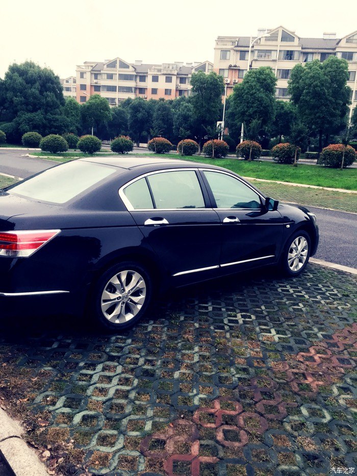 八代雅阁完美升级17寸轮毂请欣赏