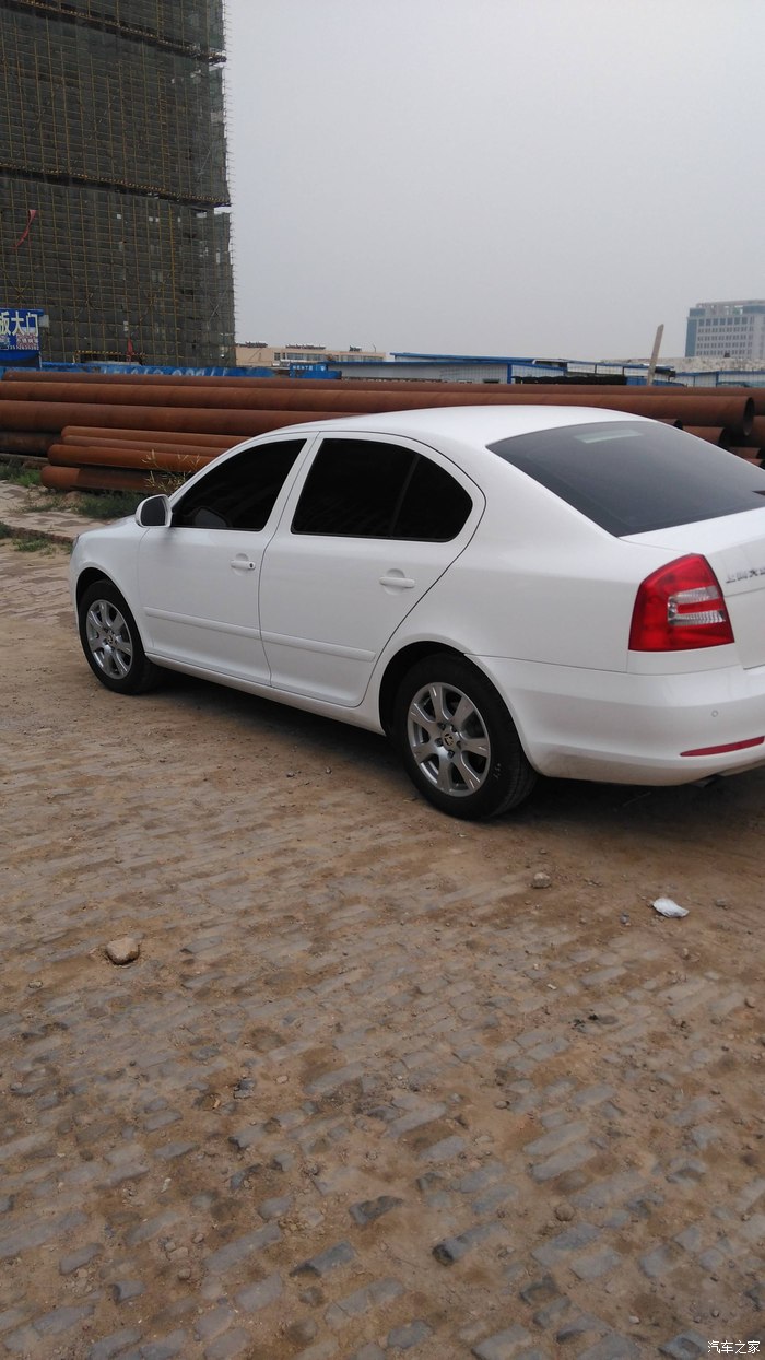 谁可以发些经典明锐的图片啊,最好是白色车