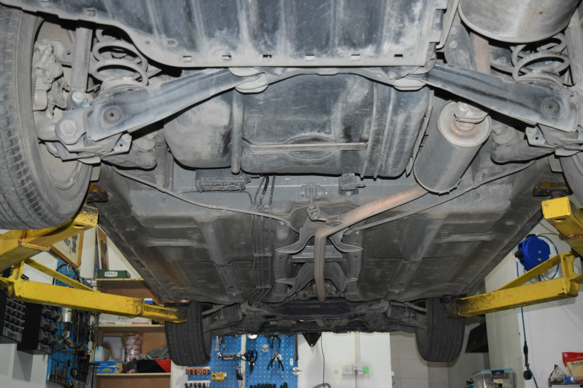 我认为就算是8代思域也比凌派强,毕竟底盘