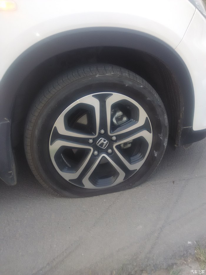 爆胎了,换什么样的好?