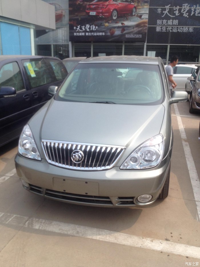 已订车gl8经典版晶灰